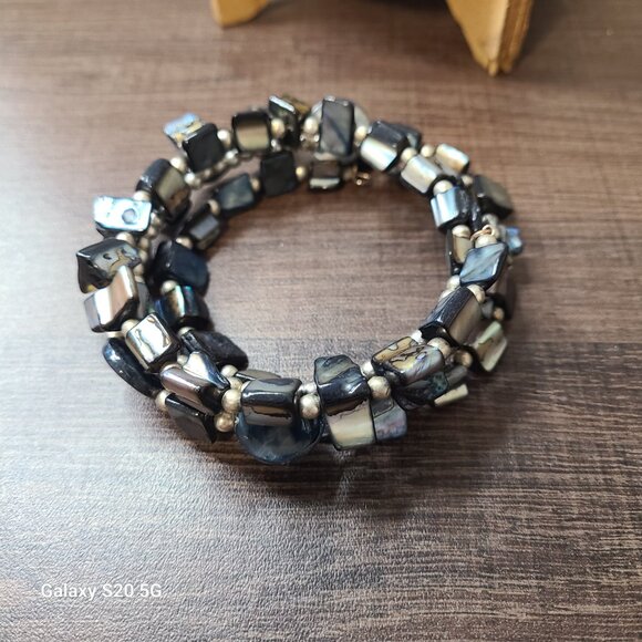 Unbranded Gray/Blue Tone Beaded Wrap Bracelet Pre-Owned Ladies Casual Office - Picture 4 of 7